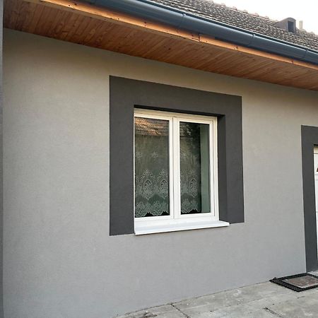 Dom Alex Pri Kupalisku Thermalpark Dunajská Streda المظهر الخارجي الصورة